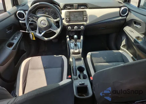 2021 Nissan Versa Sv z USA, uszkodzony, nr VIN 3N1CN8EV2ML857143